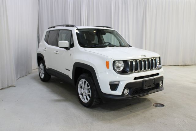 Used 2021 White Jeep Latitude image 24