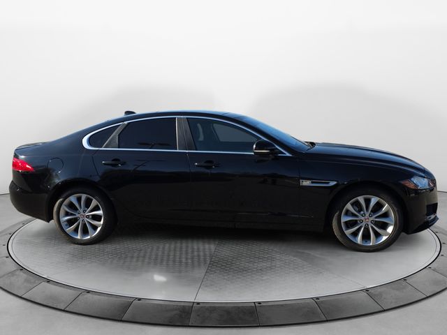 JaguarXF6