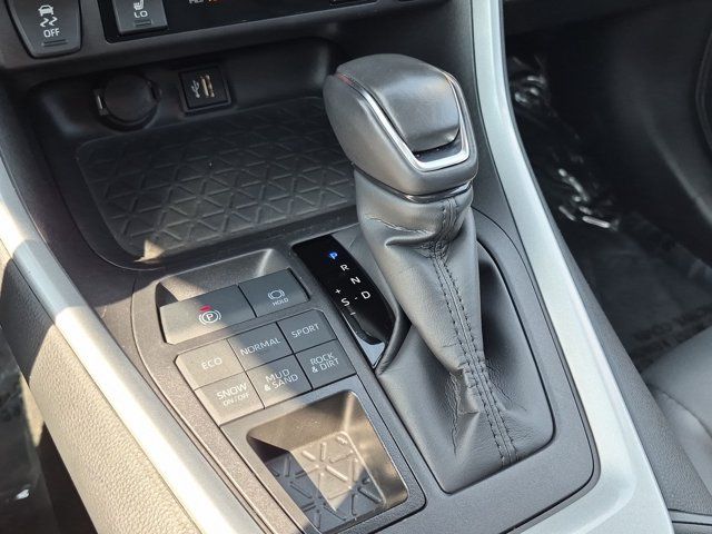 Used 2025 Toyota RAV4 SUV