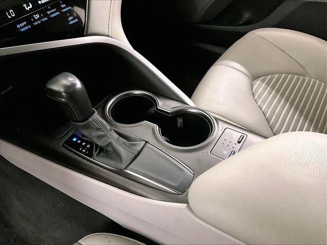 2021 Toyota Camry SE Silver at Sutliff Volkswagen