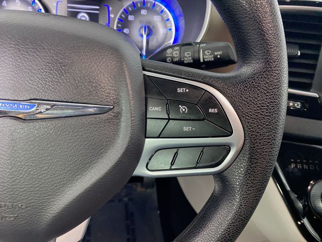 2019 Chrysler Pacifica Touring Plus 12