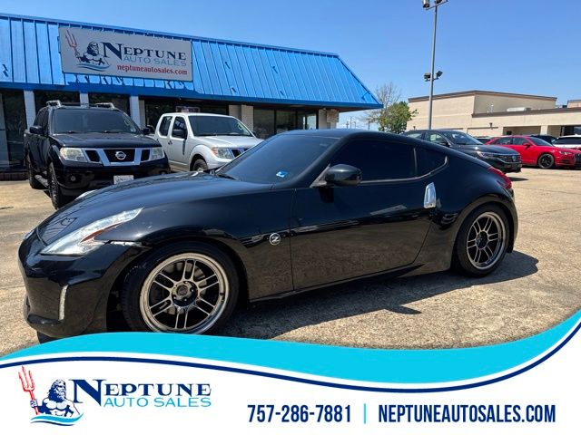 Gray (Magnetic Black Metallic) 2014 Nissan 370Z Coupe Rear-Wheel Drive 6-Speed Manual