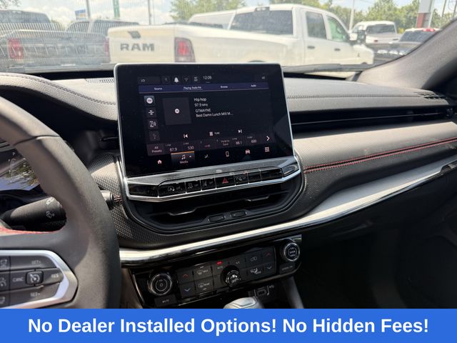 2025 Jeep Compass Trailhawk White at Durrett Motor Company