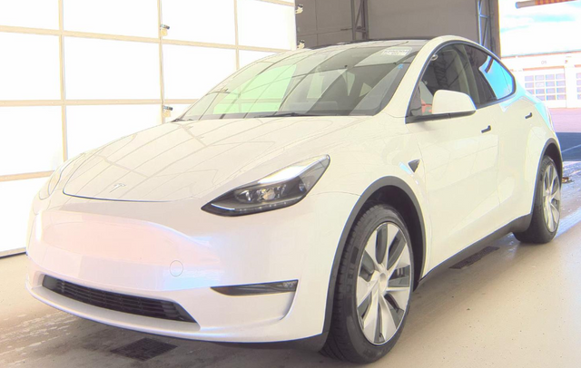 2023 Tesla Model Y Long Range AWD