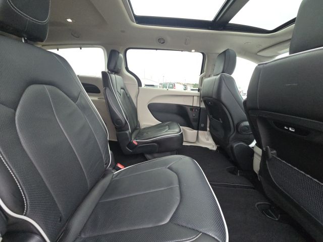 2024 Chrysler Pacifica Limited:B02071