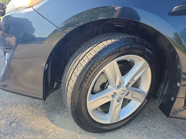 Used 2013 Cosmic Gray Mica Toyota SE image 30