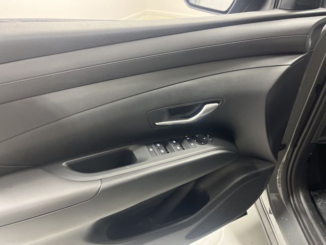 Used 2025 Gray Hyundai SEL image 6