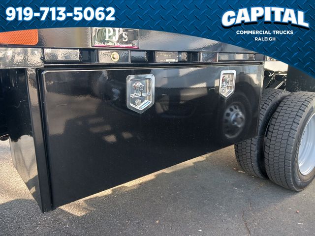 New 2026 Oxford White Ford F-450® XL image 6