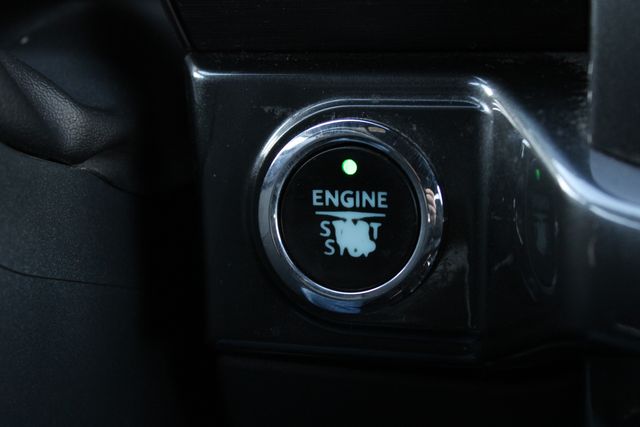 Used 2022 Blue Ford XLT image 14