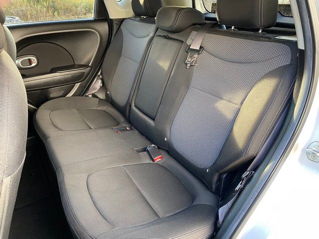 Used 2019 Silver Kia Plus image 17