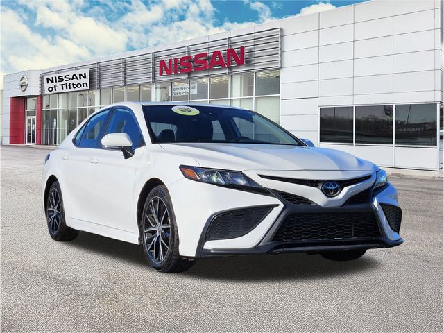 2023 Toyota Camry SE's photo