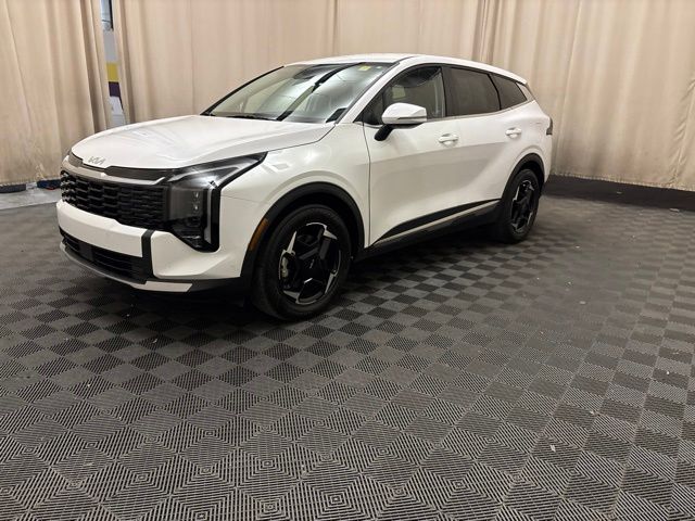 2026 Kia Sportage EX - Main Image