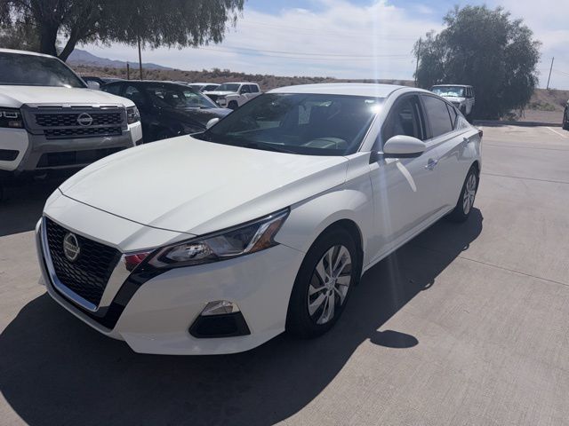 Glacier White 2020 Nissan Altima 2.5 S FWD Sedan Front-Wheel Drive Continuously Variable Transmission