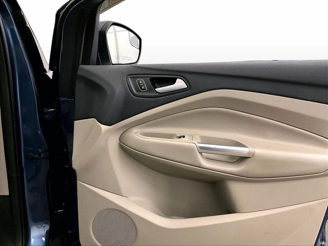 2018 Ford Escape SE Blue at Audi Porsche Sewickley
