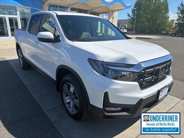 Platinum White 2026 Honda Ridgeline Pickup Truck All-Wheel Drive 9-Speed Automatic