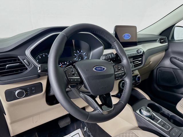 2022 Ford Escape SE photo