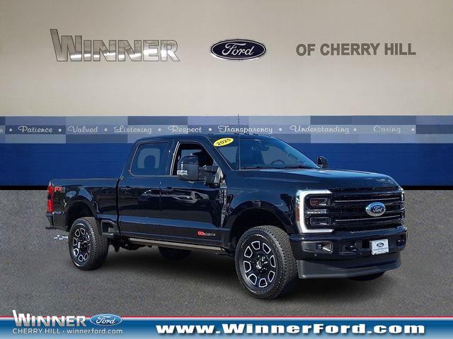 Black Metallic 2025 Ford F-250 Super Duty Platinum Crew Cab 4WD Pickup Truck Four-Wheel Drive Automatic