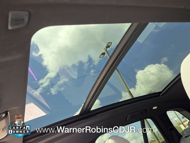 Used 2025 Blue BMW sDrive40i image 20