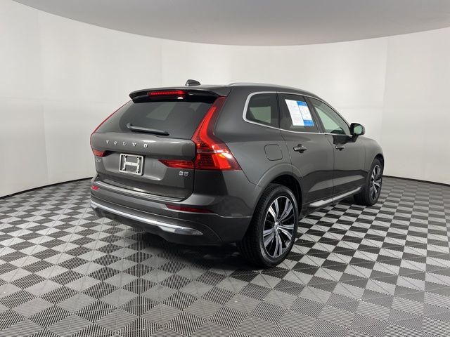 2022 Volvo XC60 B5 Inscription 10