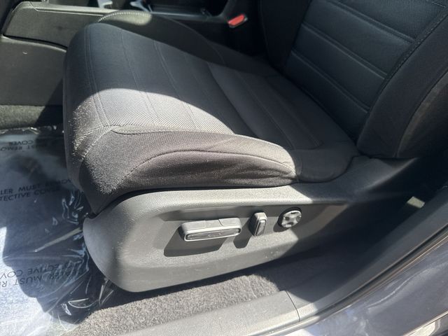 Used 2020  Honda EX image 28