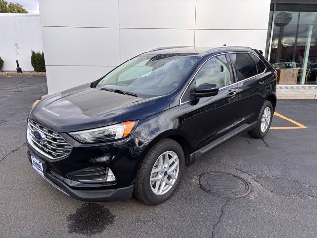 2022 Ford Edge Negro (Black Metallic) SUV/Crossover Tracción en las cuatro ruedas 8 velocidades Automática