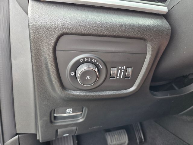 New 2026 Silver Jeep Limited image 23