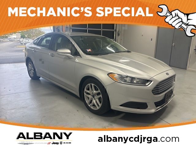 Ingot Silver 2015 Ford Fusion SE Sedan Front-Wheel Drive 6-Speed Automatic