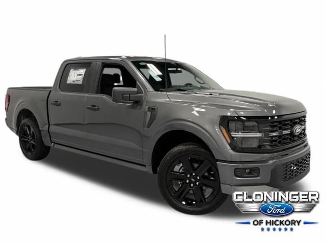 Carbonized Gray Metallic 2026 Ford F-150 Pickup Truck Four-Wheel Drive Automatic