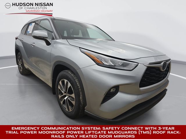 Celestial Silver Metallic 2020 Toyota Highlander SUV / Crossover Front-Wheel Drive 8-Speed Automatic
