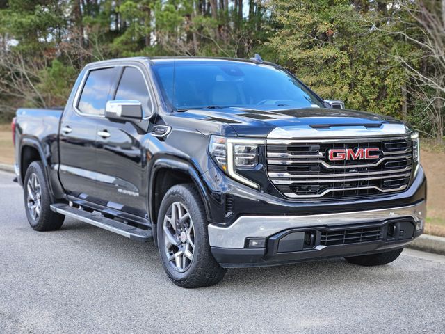 2022 GMC Sierra 1500 SLT Crew Cab 4WD