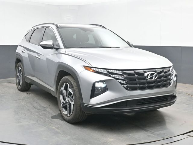 Used 2023 Silver Hyundai SEL Convenience image 2