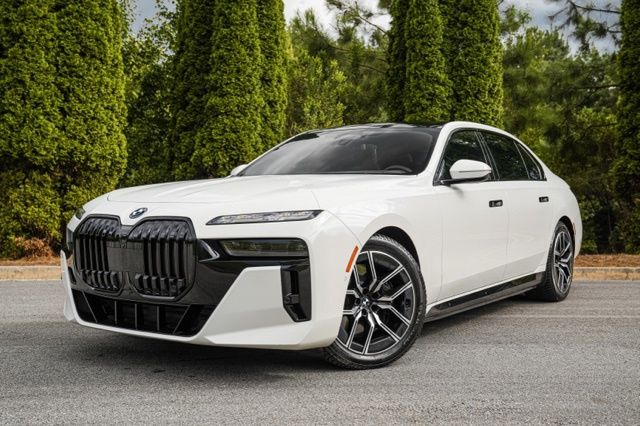 Alpine White 2023 BMW i7 Sedan All-Wheel Drive Automatic