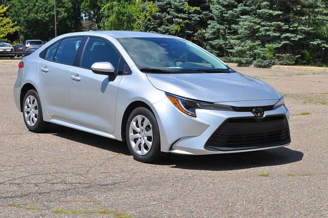 2024 Toyota Corolla LE FWD