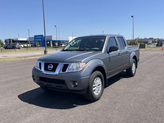 Gray (Gun Metallic) 2017 Nissan Frontier SV V6 Crew Cab 4WD Pickup Truck Four-Wheel Drive 5-Speed Automatic Overdrive