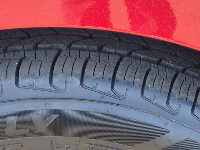 Used 2023  Honda LX image 18