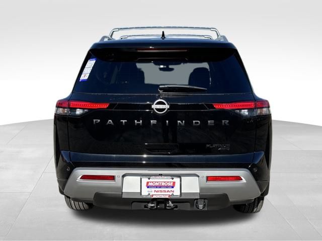 2024 Nissan Pathfinder Platinum 4