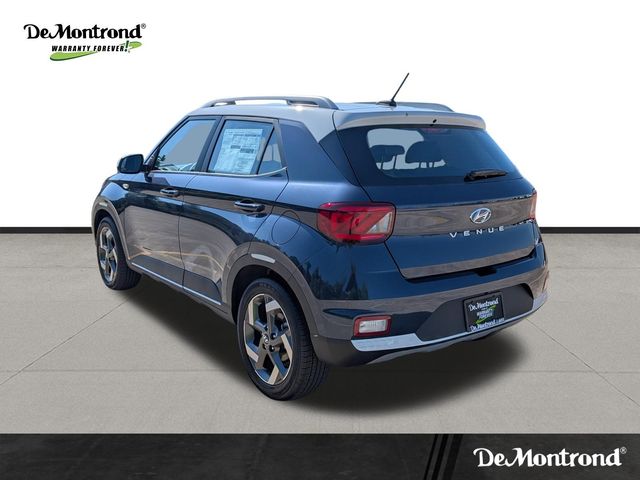 2026 Hyundai Venue SEL White at Baytown Hyundai