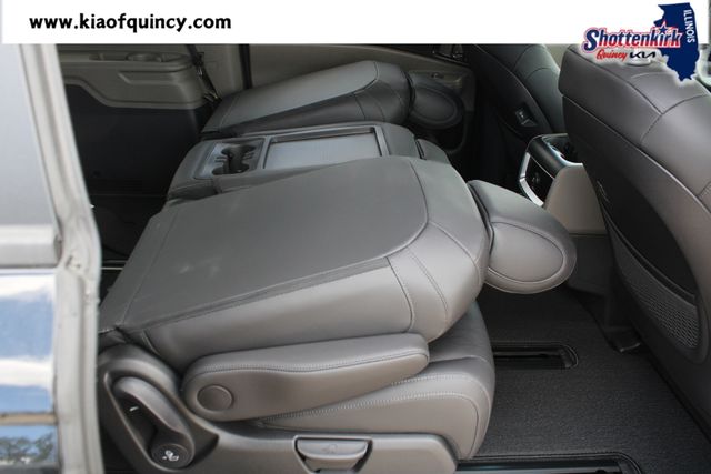 New 2026 Kia Carnival MPV Van