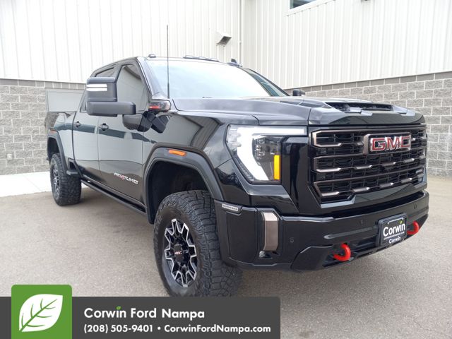 Onyx Black 2024 GMC Sierra 2500HD AT4X Crew Cab 4WD Pickup Truck Four-Wheel Drive Automatic