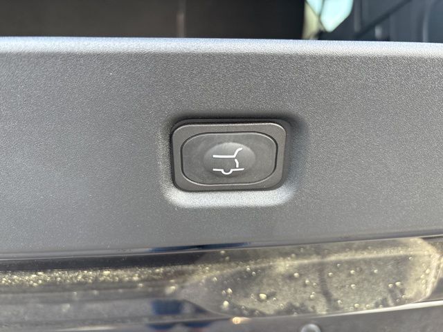 New 2026 Black Ford Active image 33