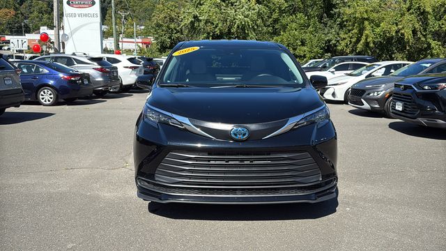 Used 2025 Toyota Sienna Van