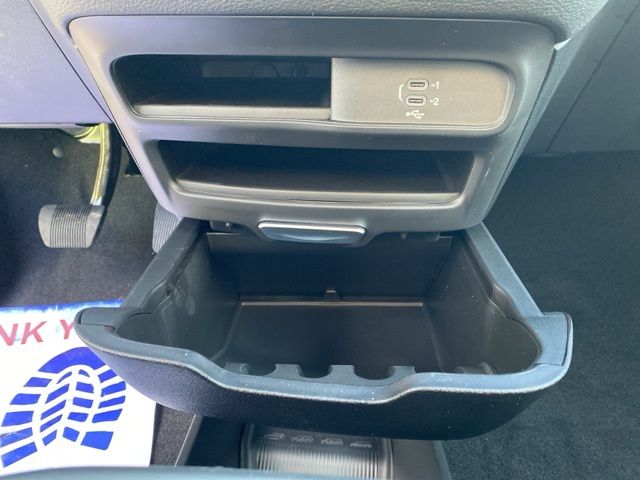 2026 Chrysler Pacifica Select - Diamond Black Crystal Pearlcoat exterior view 20