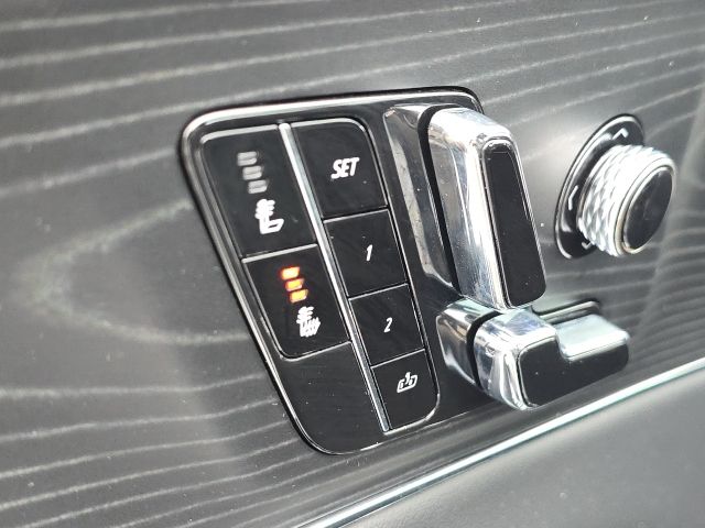 2024 Cadillac LYRIQ Luxury:C02520