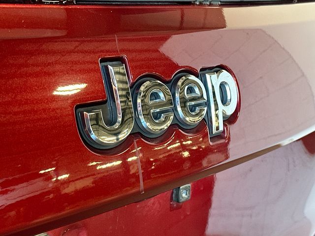 2015 Jeep Grand Cherokee Limited Red at Auto Express Mitsubishi