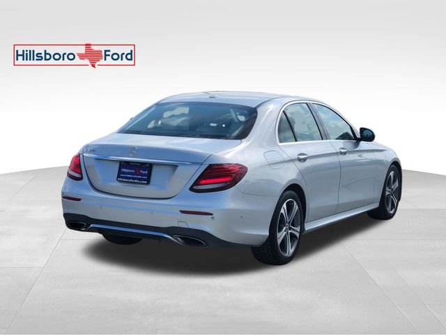 2017 Iridium Silver Metallic Mercedes-Benz E-Class E 300 RWD Sedan