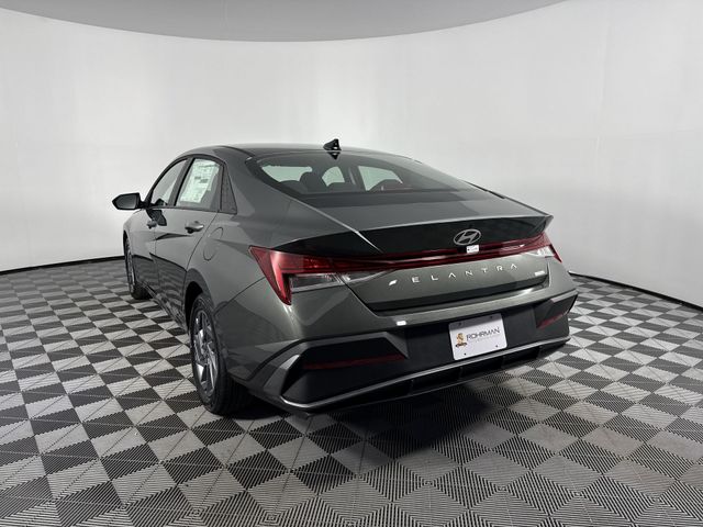 New 2025 Hyundai Elantra Hybrid For Sale in Indianapolis, IN