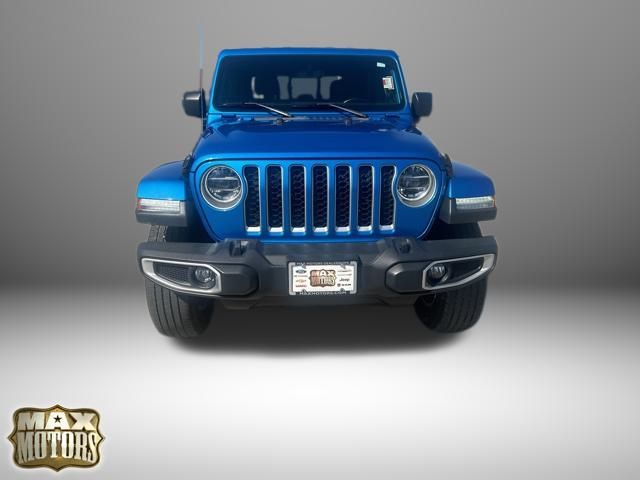 Used 2020 Jeep Gladiator Overland with VIN 1C6HJTFG3LL152533 for sale in Kansas City