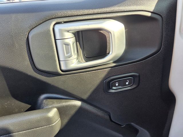 Used 2025 Jeep Wrangler SUV