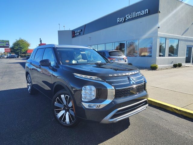 2025 Mitsubishi Outlander Platinum Edition