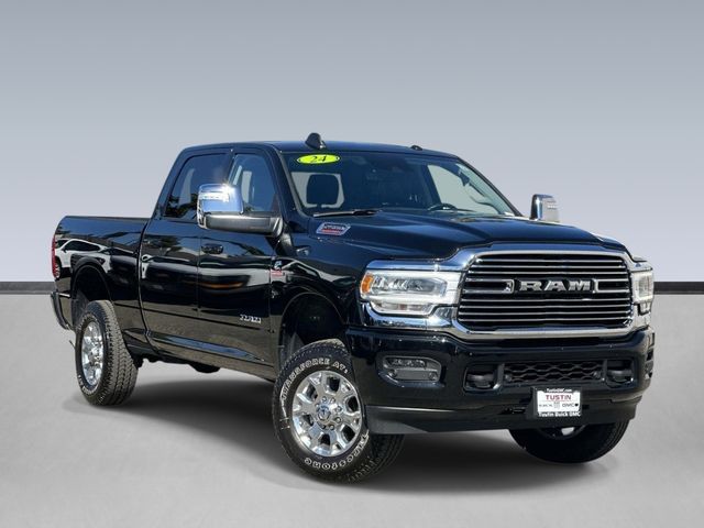 Diamond Black Crystal Pearlcoat 2024 RAM 2500 Laramie Crew Cab 4WD Pickup Truck Four-Wheel Drive 6-Speed Automatic